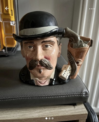 Royal doulton toby jug vintage - royal,