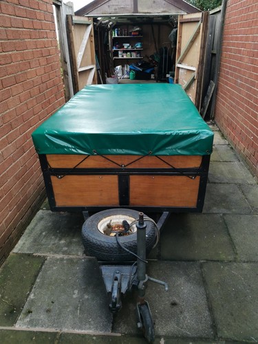 Camping trailer x 2 - trailer,