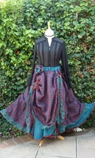 QUIRKY HANDMADE STEAMPUNK HITCHED RUFFLE TRIPLE LAYER SKIRT 8-22. 2 CORSAGE PINS