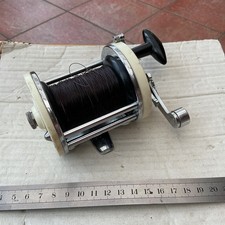 VINTAGE FISHING REEL