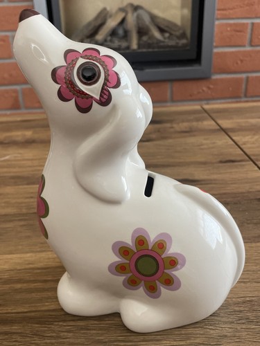 Vintage 1970s sitting dog - sitting,