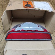 NEW Mercedes High Level Brake Light 3rd Stop Lamp W210 E Class 2108200456 NOS