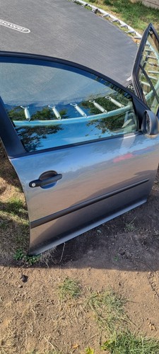 Golf mk5 2006 door front - golf,