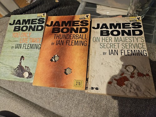 James bond ian fleming - bond,
