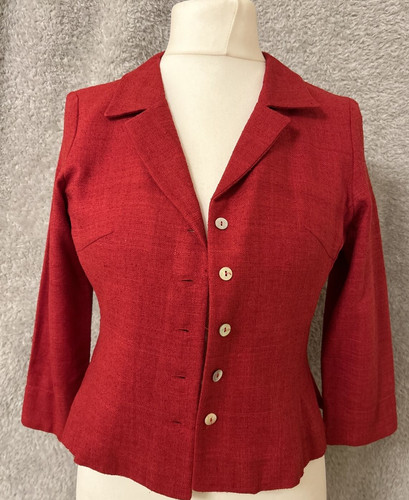 Bennett red silk - bennett, cropped