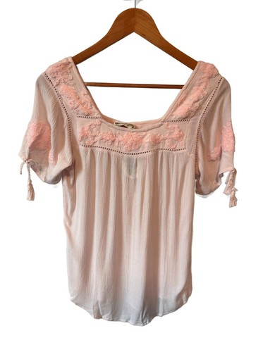 Magazine blush pink - |,