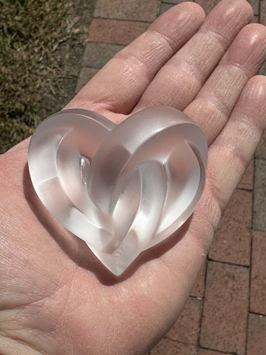 Lalique satin frosted - satin,
