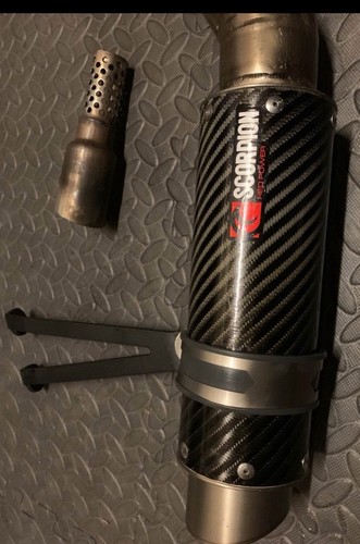 Gsxr 750 carbon scorpion - 750,
