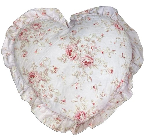 Shabby chic heart throw - shabby, pillow
