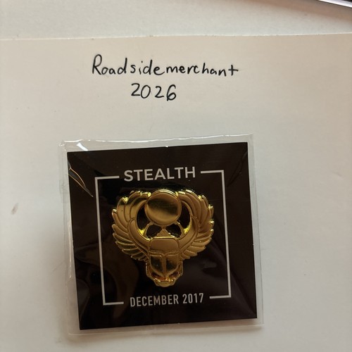 Loot crate gaming pin december - loot,