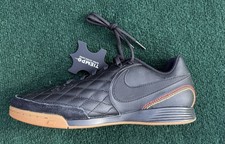 AQ2202-007 | 8.5 Nike Tiempo