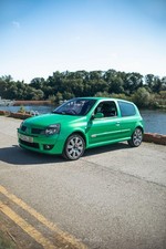 Full colour change respray