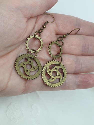 Handmade steampunk jewellery - handmade,