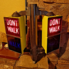 Vintage American Style Pedestrian Crossing WALK DONT WALK Traffic Light Signal