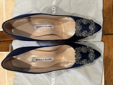 Manolo Blahnik Hangisi Crystal