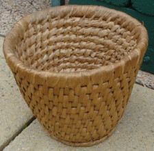 Raffia Basket, height 10" / diameter 13"