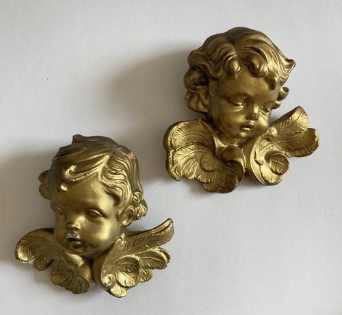 Vintage gilt chalkware wall - gilt,