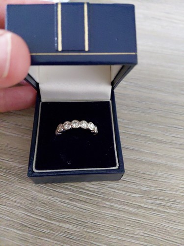 Seven diamonds ruhover - seven,