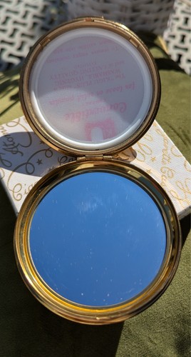Vintage kigu gold tone powder - vintage,