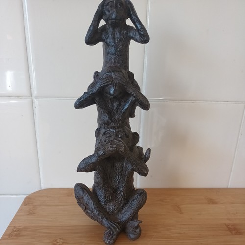 Three wise monkeys figure - three,
