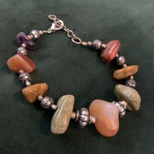 Agate Bracelet With Silver Tone Spacer Beads 