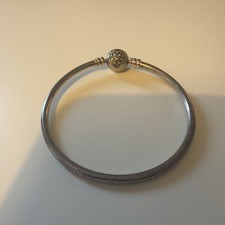 Pandora Heart of Winter Bangle