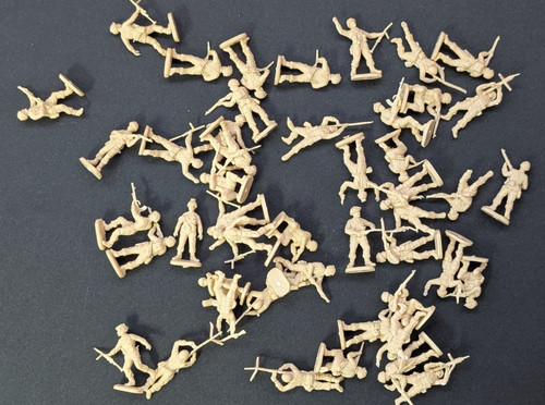 Set small plastic toy - of,