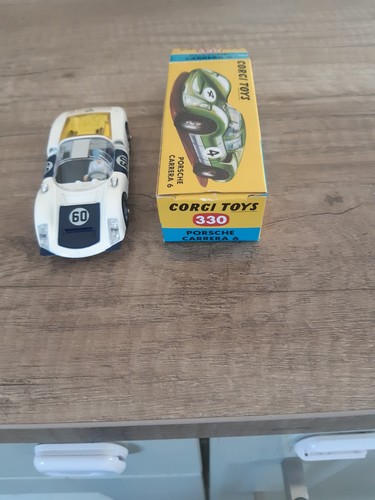 Corgi porsche carrera 330 - corgi,