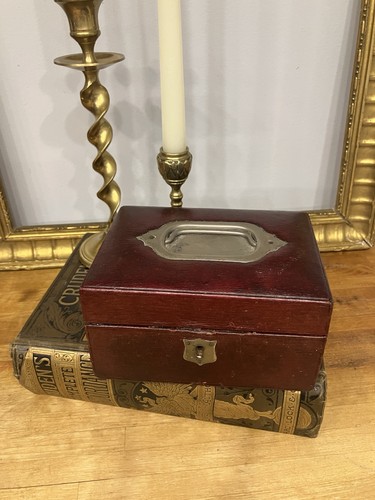 Victorian leather covered with - leather,