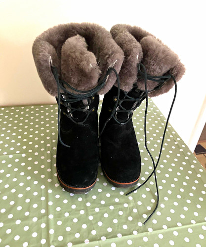 Ugg waterproof suede - waterproof, shearling