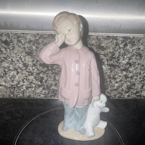 Nao lladro sleepy boy - 👑nao,