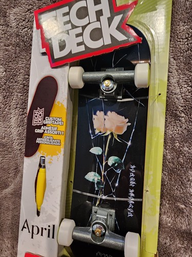 Tech deck april handboard - tech,
