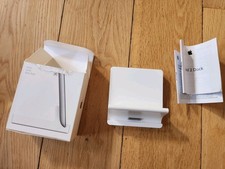 Apple iPod Desktop Docking