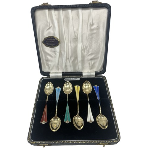 Cased set six silver gilt - set,