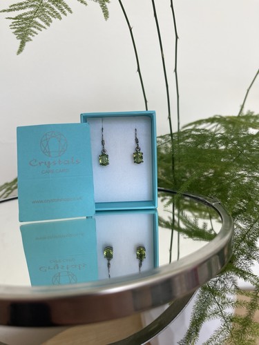 Peridot claw set earrings - set,