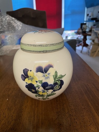 Rhs applebee lidded - rhs, applebee’s