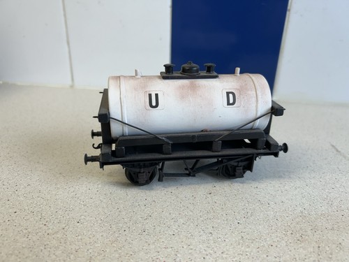 Gauge united daries 4 - o,