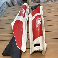 Yamaha Tzr 250 Tzr250 2ma 1KT  Left&Right Hand Side Panel