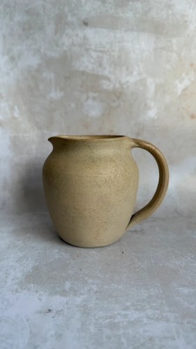 Vintage hillstonia rustic