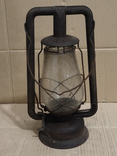 Old vintage oil lamp - vintage, lamp,