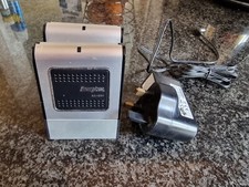 1x Energiser Compact Battery Chargers ¦ AA / AAA  ¦ Wall Plug ¦ Used