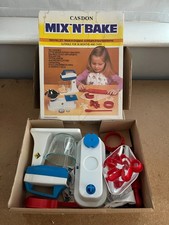 VINTAGE CASDON MIX N BAKE