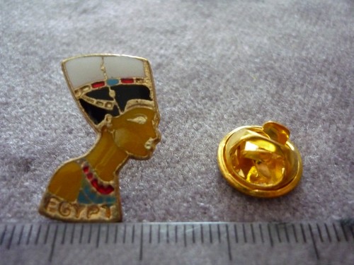 Egyptian lapel badge head - egyptian,