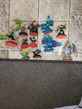 Lot 11 Different Skylanders