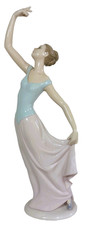 NAO by LLADRO The Dance is