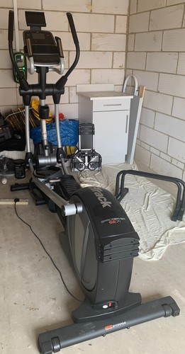 Cross trainer elliptical - cross,