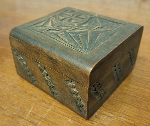 Vintage carved wooden trinket - carved,