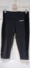 2 XU capri leggings size m