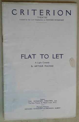 Theatre programme flat - flat, let