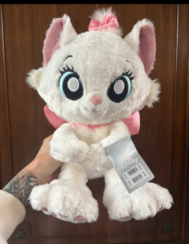 Disney marie big feet - disney,